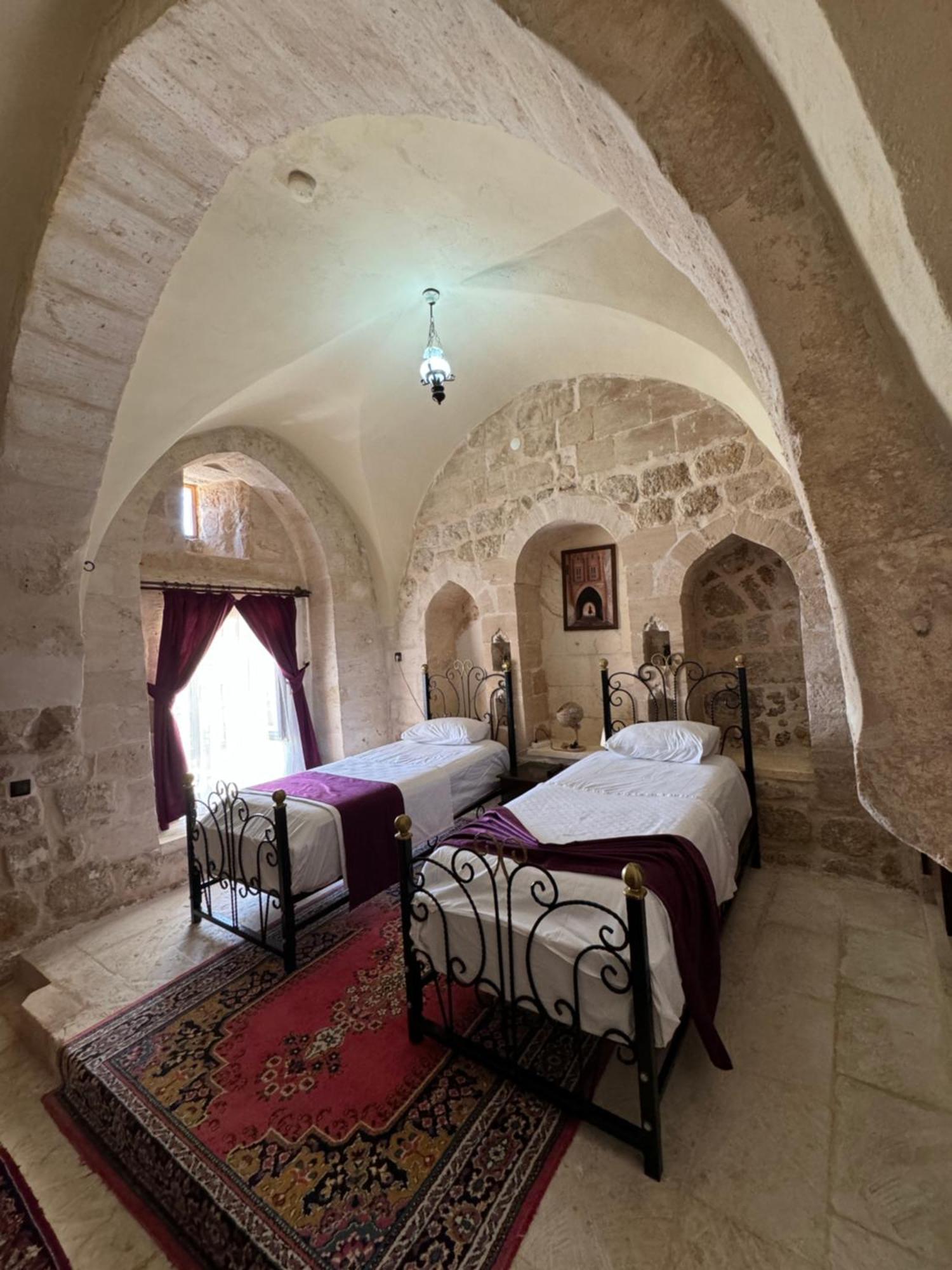Maristan Tarihi Konak Mardin Exterior photo